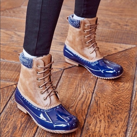 Evi Duck Boot 6.5 - Picture 4 of 6